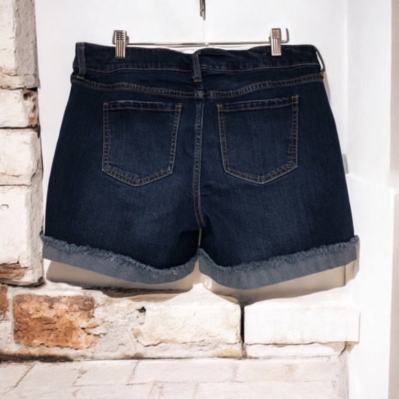 Celebrity Pink Women’s Short size 13/31 - Picture 2 of 6